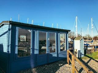 Beach-Hut-2