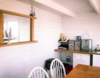 Beach-Hut-7